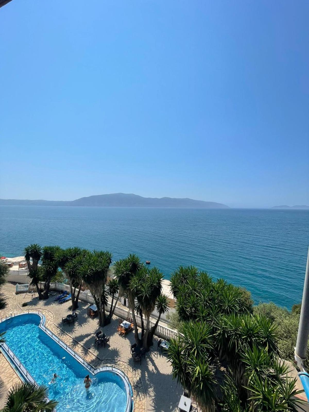 Blue Dream Holiday 3* Vlore