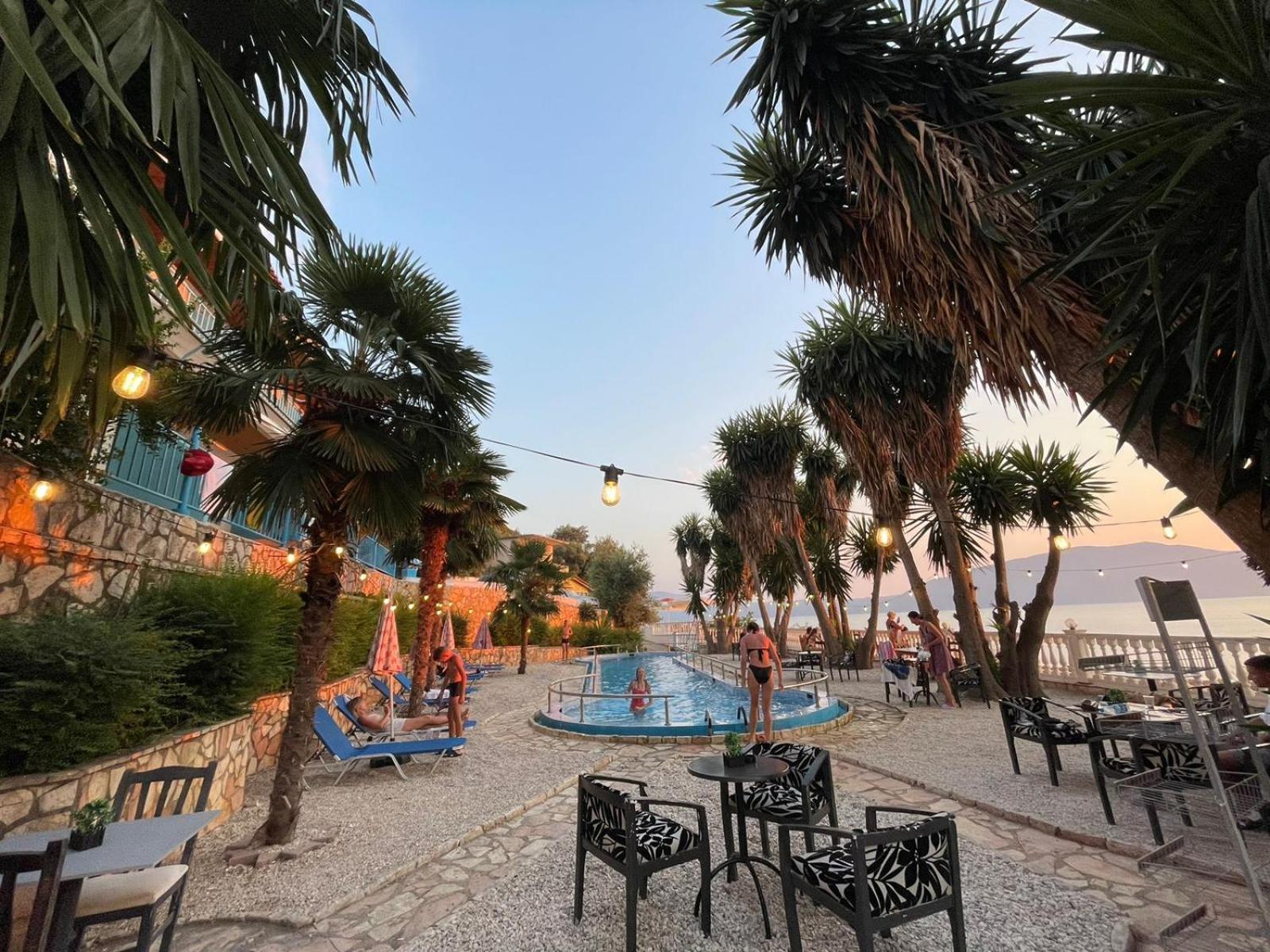 Blue Dream Holiday Hotel 3*